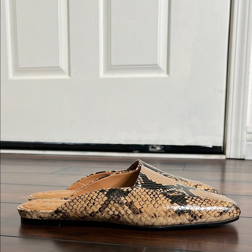 NWOB Sarto Franco Sarto A-Sandra Leather Snake Print Slip-on Mule Size 7.5